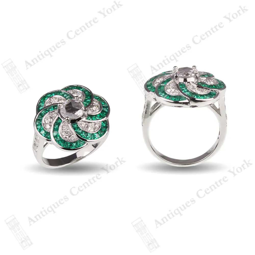 18ct White Gold Emerald & Diamond Cluster