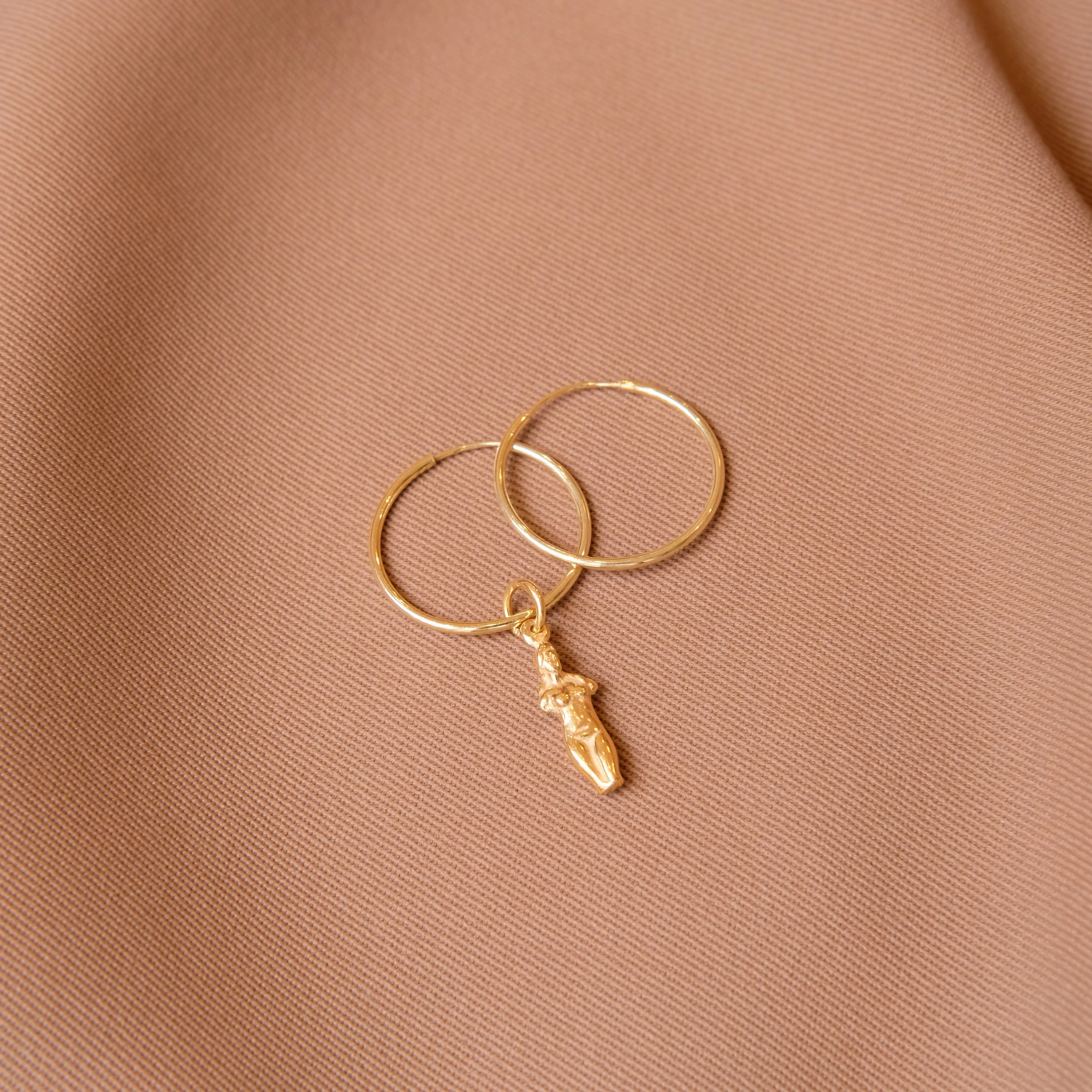 Hoop Earrings with Aphrodite Pendant - Gold-Plated Silver