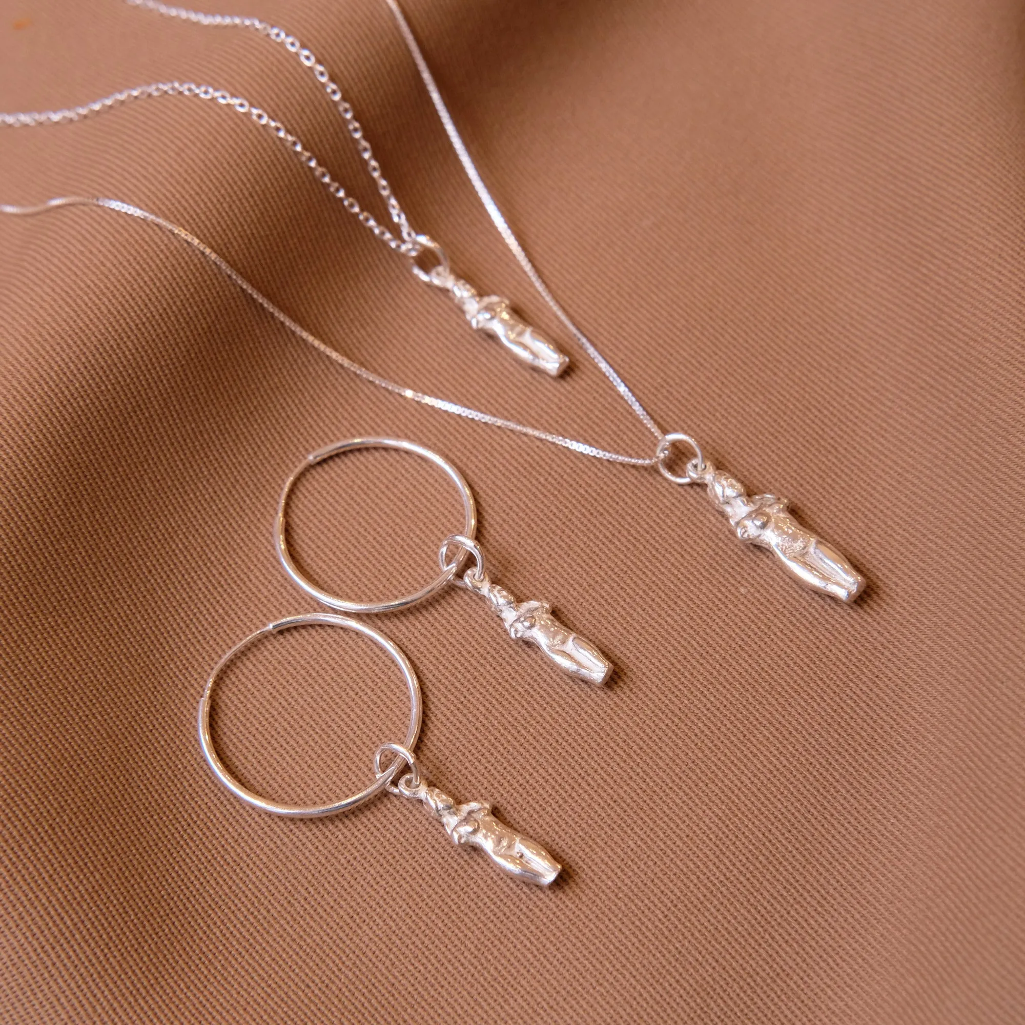 Hoop Earrings with Double Aphrodite Pendant