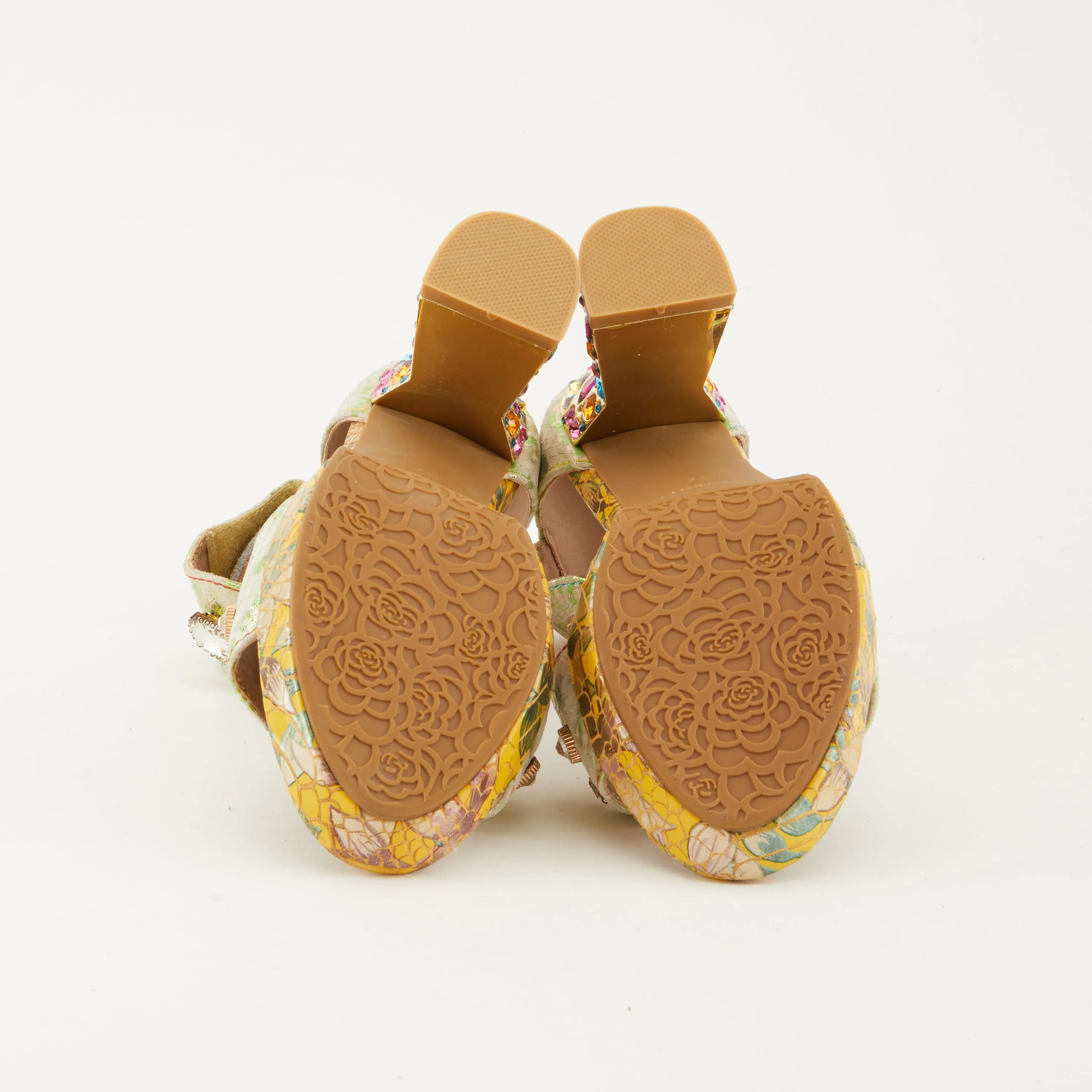 L'ARTISTE JEWELL CLOSED BACK SANDALS