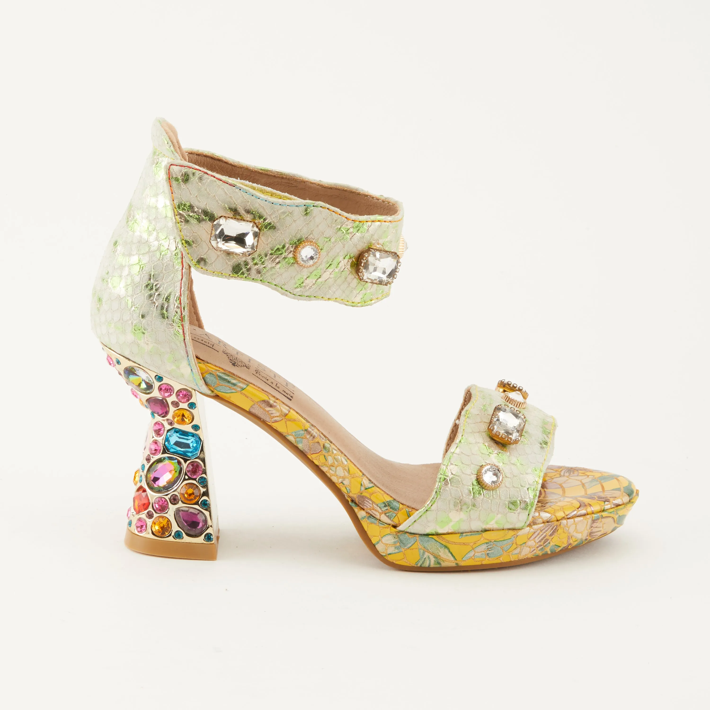 L'ARTISTE JEWELL CLOSED BACK SANDALS